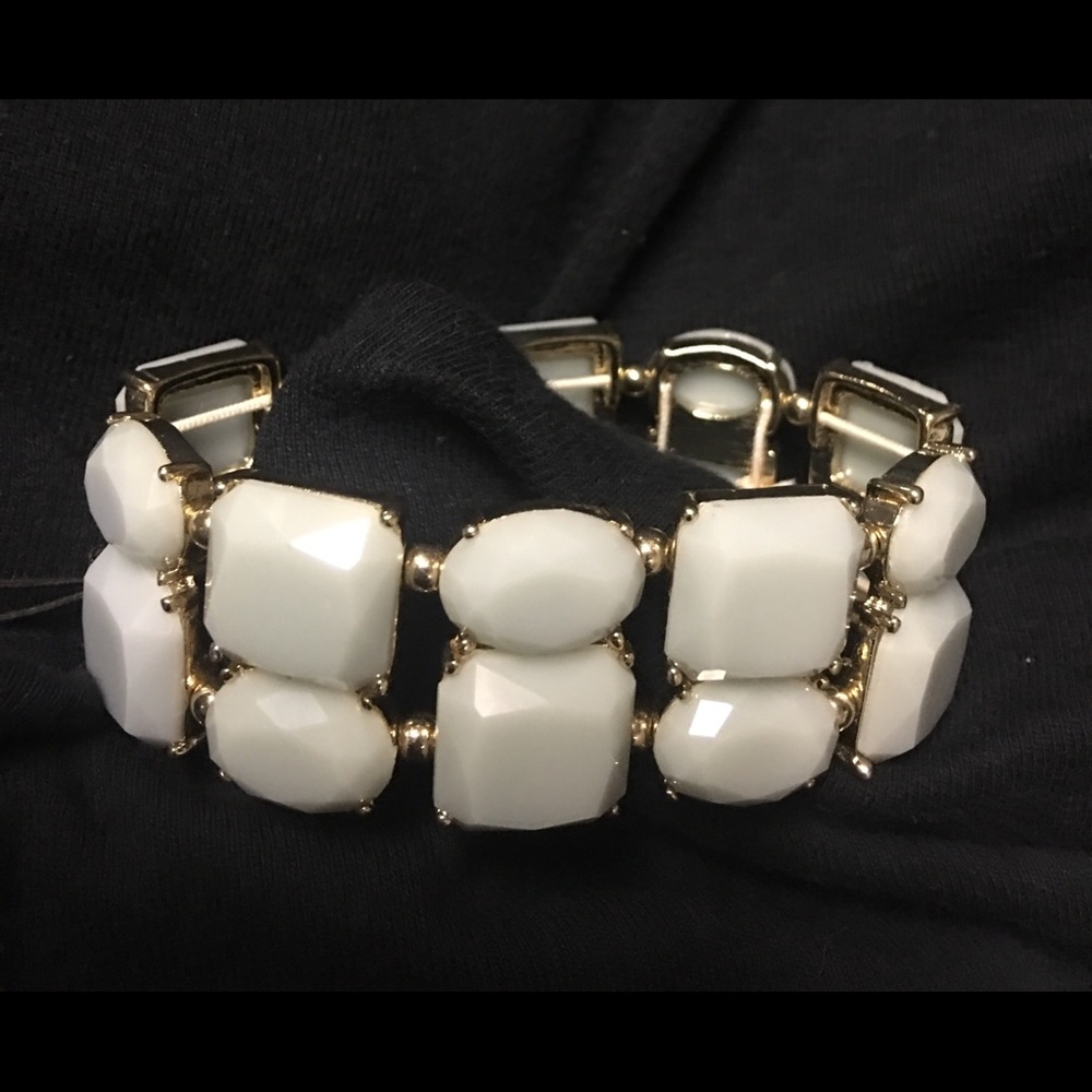 Target Stretch Bracelet - Picture 8 of 8